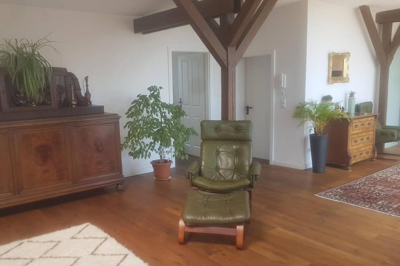 Helle Dachgeschosswohnung Fuer 8 Personen In Zentraler Lage Berlin Extérieur photo