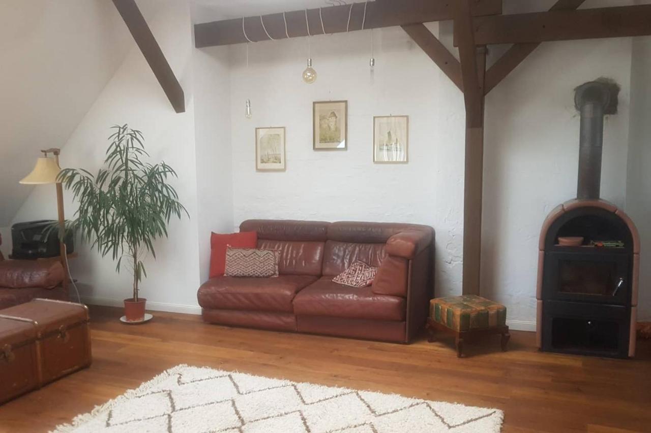 Helle Dachgeschosswohnung Fuer 8 Personen In Zentraler Lage Berlin Extérieur photo